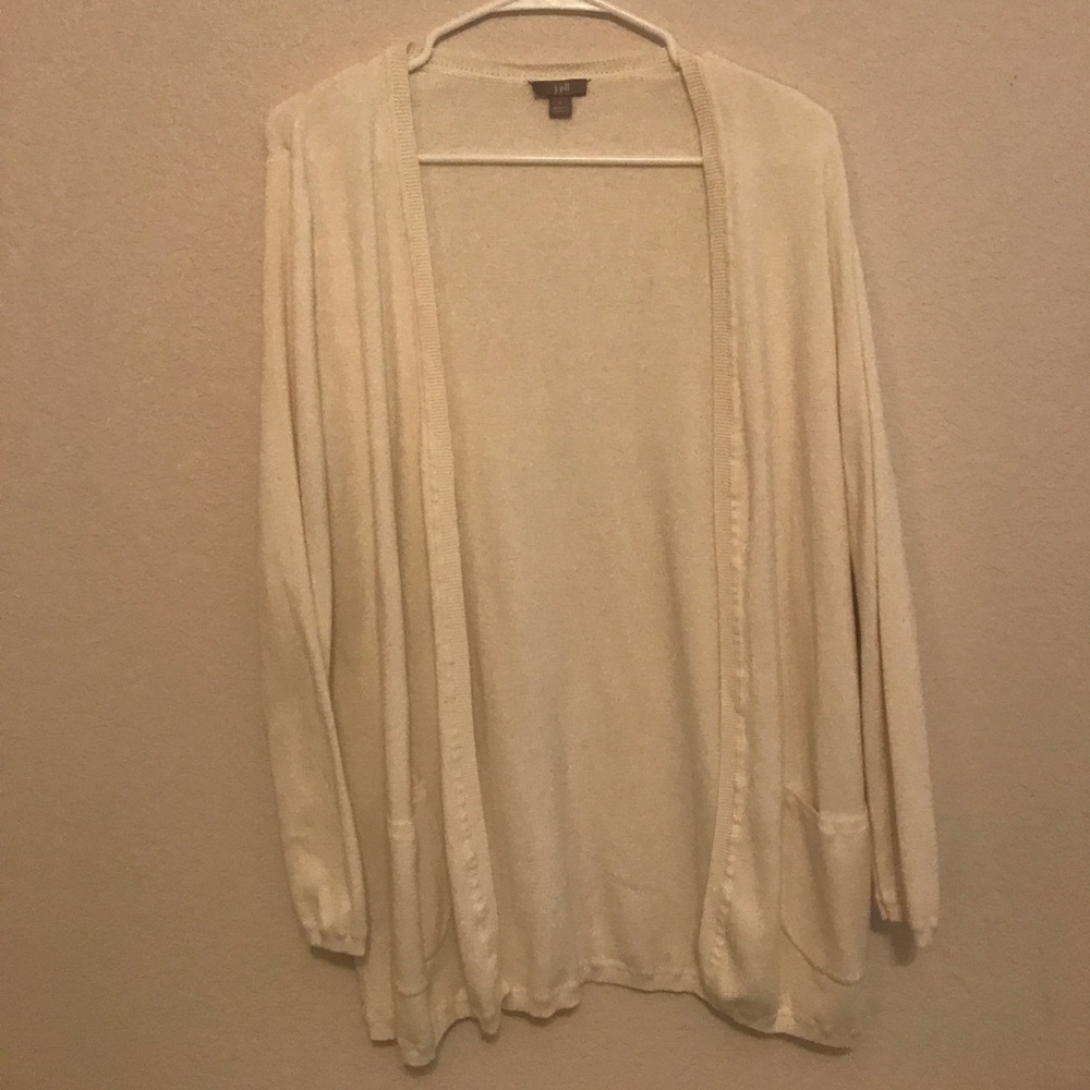 Cream cardigan with pockets