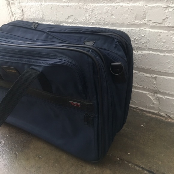 Vintage Tumi Plummer Set - Picture 3 of 7