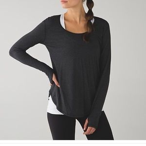 Lululemon Yogi Year 5 Long Sleeve EUC.