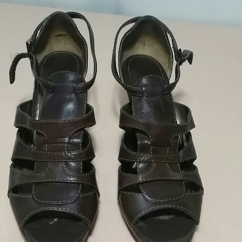 KENNETH COLE Brown Heels Size 7 M - Picture 2 of 6