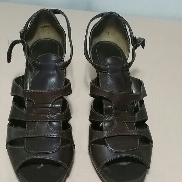 KENNETH COLE Brown Heels Size 7 M - Picture 2 of 6