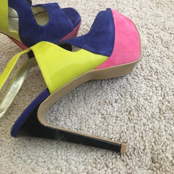 Jessica Simpson High Heel Sandals - Picture 4 of 4
