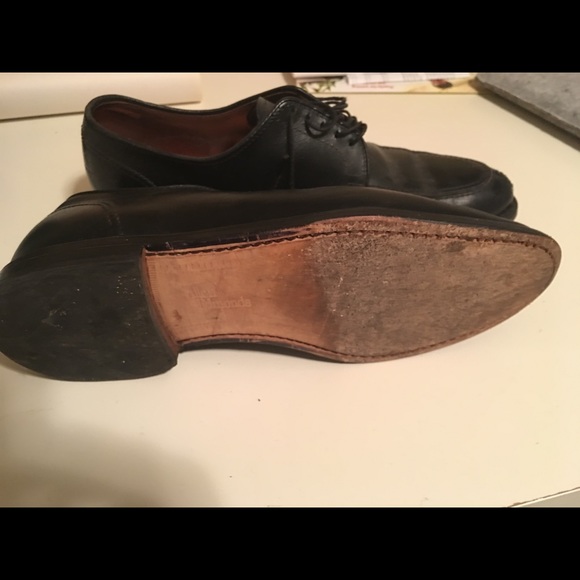 Allen Edmonds Lasalle.  Black size 8D. main image 2