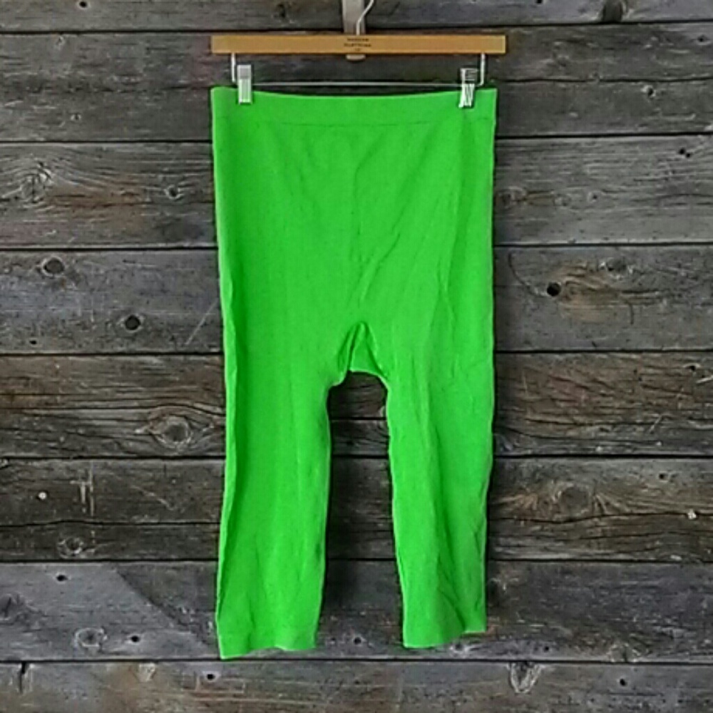 Lane Bryant Capri nylon/spandex Leggings