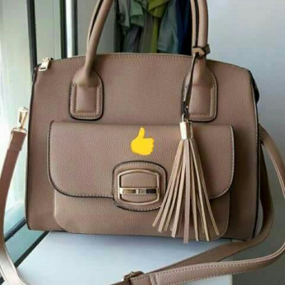 Purses - Picture 2 of 2