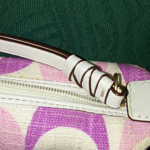 Coach purse - Picture 2 of 7