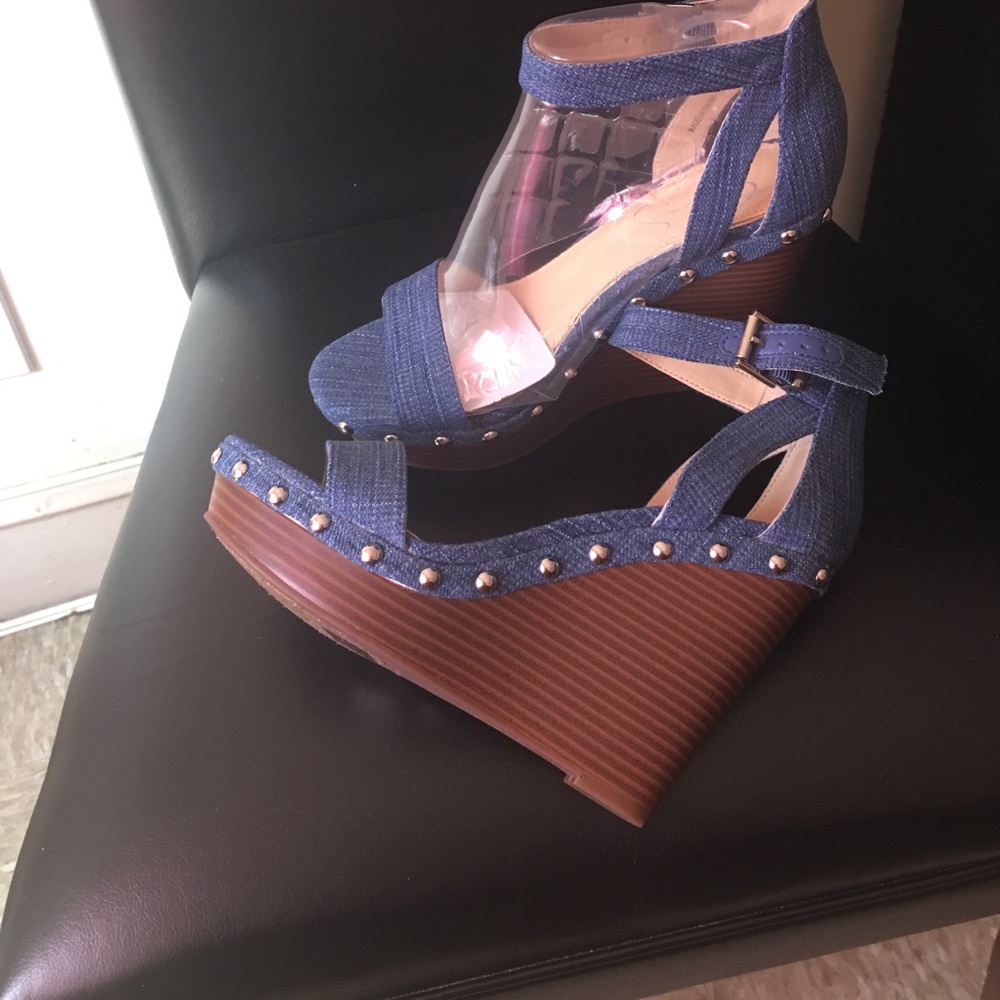 New - Picture 2 of 2