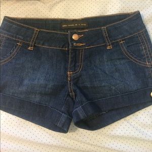 Jean shorts!