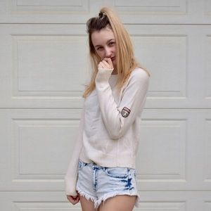 🌸 North Face Patch Sweater