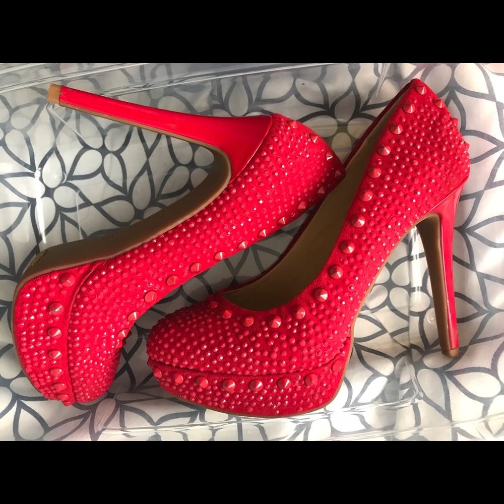 Gianni Bini Red high heels