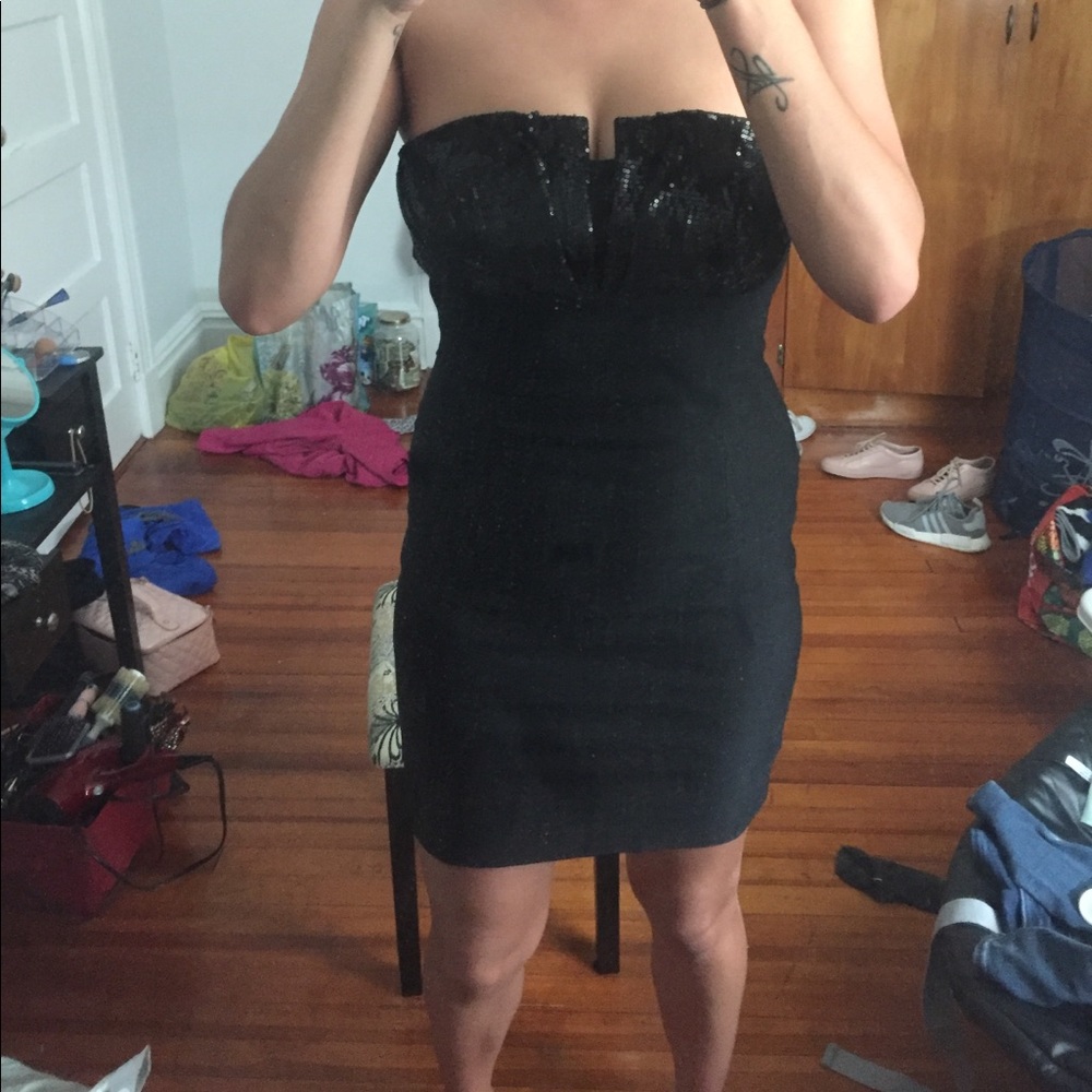 Super cute sequence black mini dress!