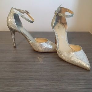 SUPER CUTE Sparkly Aldo Ankle Strap Pumps