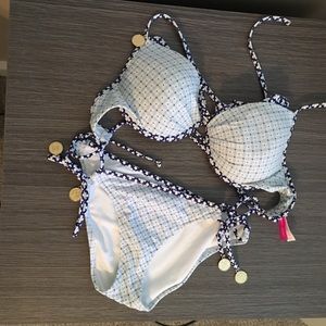 Victoria's Secret Bikini push up top and bottom