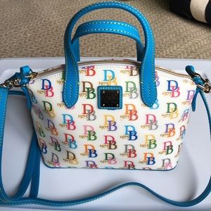 Dooney & Bourne cross body bag
