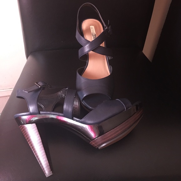 New - Picture 2 of 2