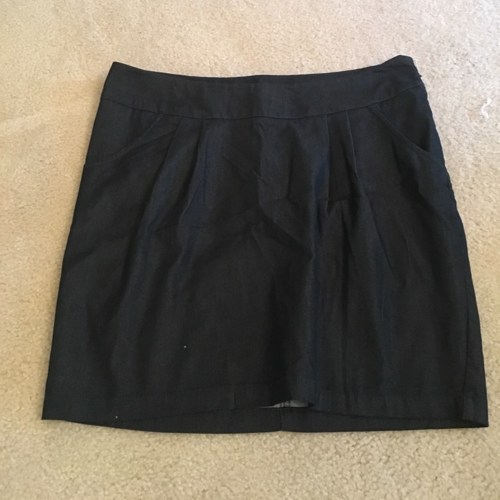 Polished denim skirt