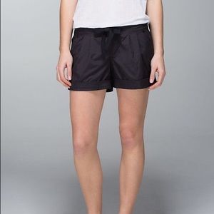 *RESERVED* lululemon spring break away Short