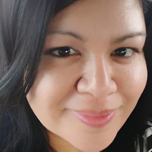 Meet your Posher, Roxanne