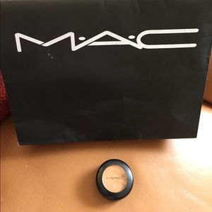 Mac studio finish concealer NW35  SPF 35