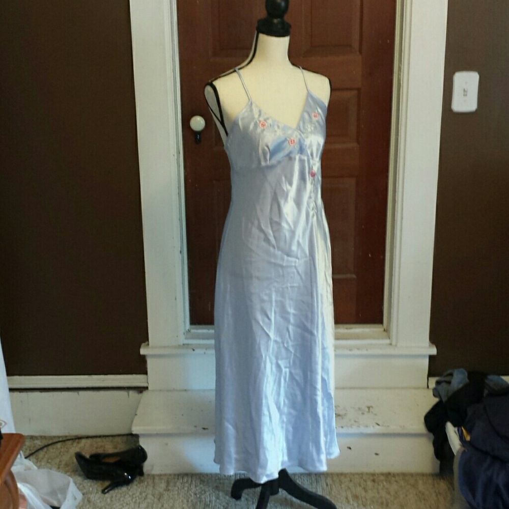 Secret treasures nightgown size medium