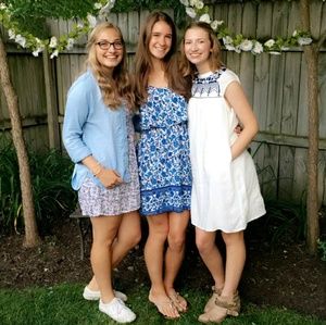 Meet your Posher, Phoebe