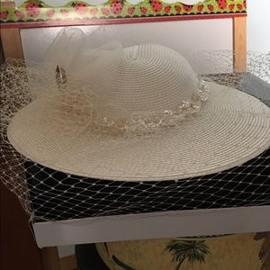 Fancy veiled hat