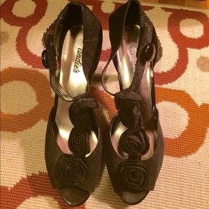 Candie's black heels