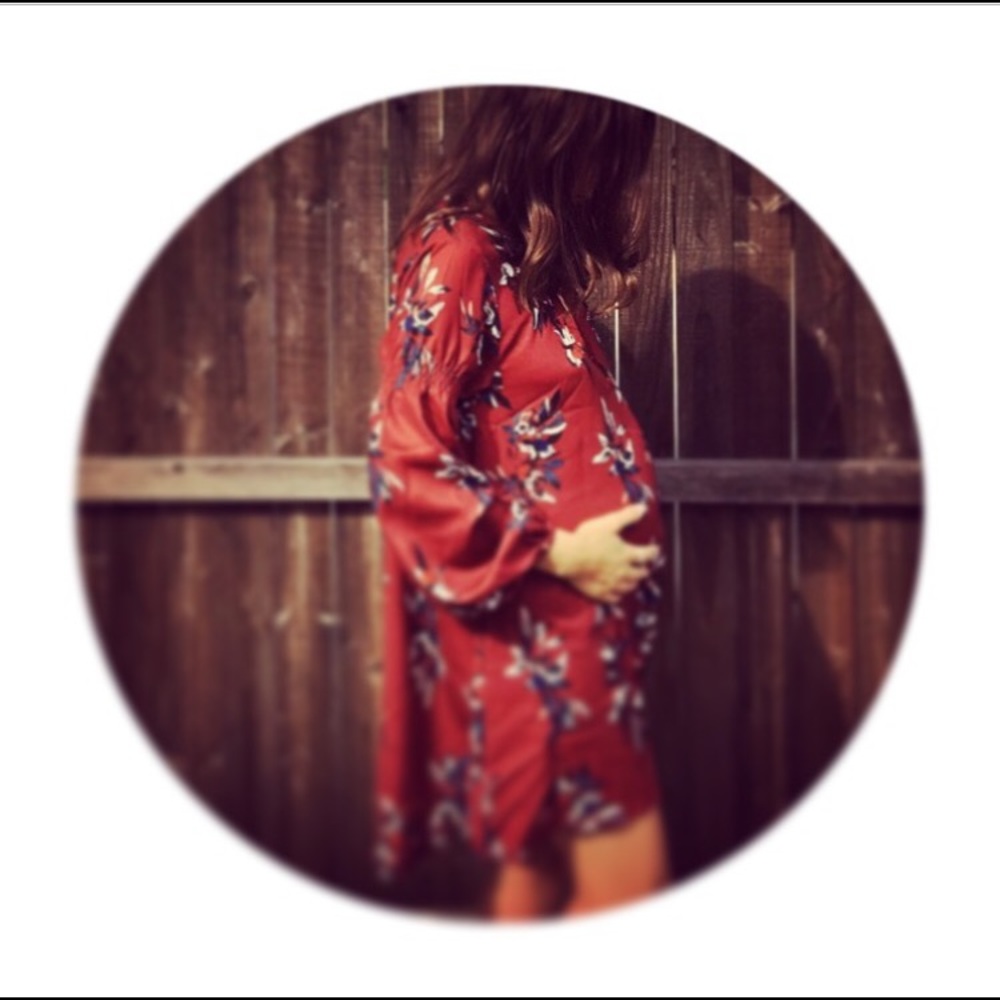 Cute shift dress! Could be maternity dress!