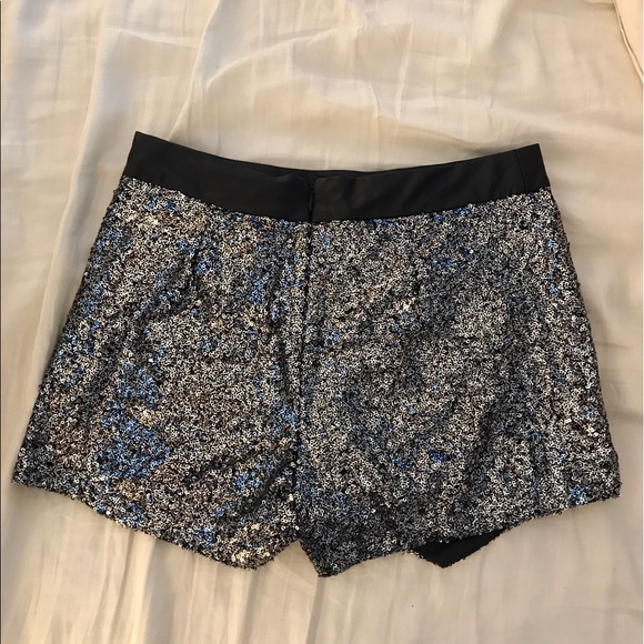 *NEVER WORN* Mustard Seed Sequin Skort - Picture 2 of 2