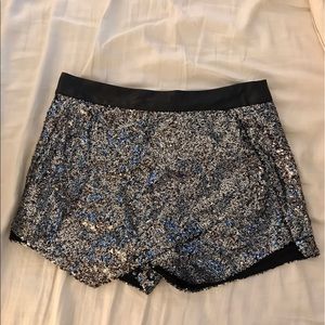 *NEVER WORN* Mustard Seed Sequin Skort