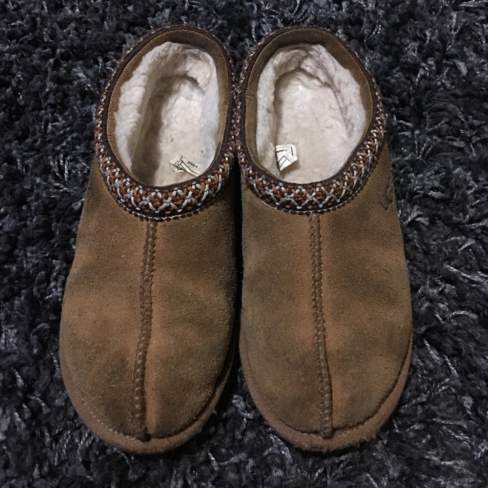 Ugg slippers