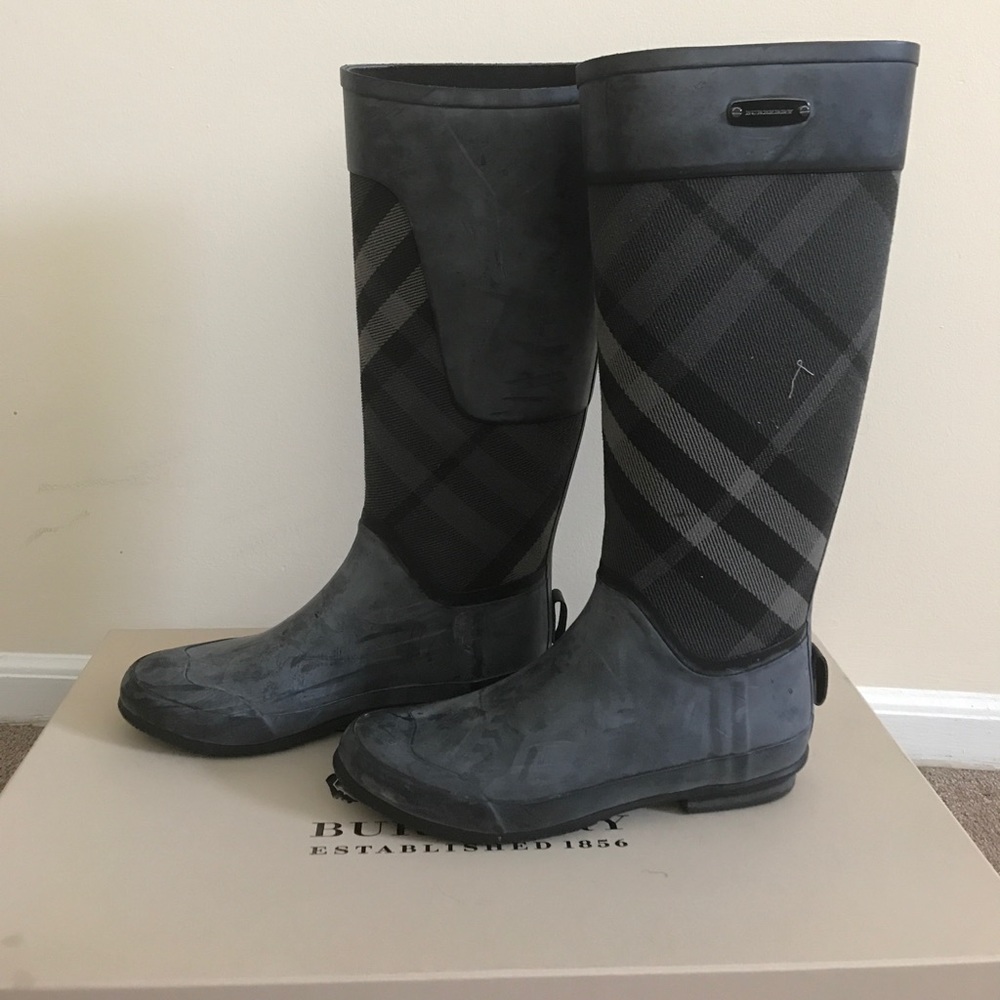 Authentic Burberry rain boots