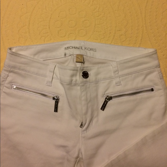 Michael Kors - Picture 2 of 6