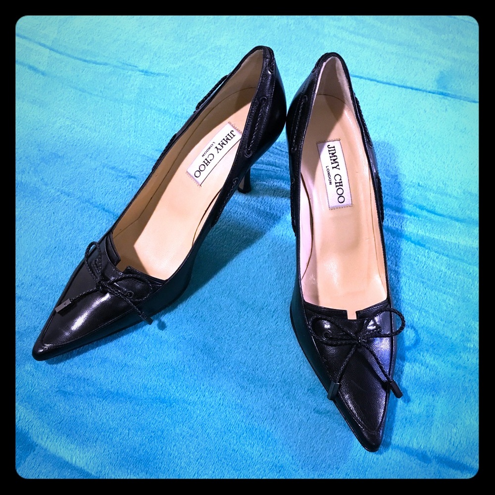 JIMMY CHOO SHOES.  Black size 7/37