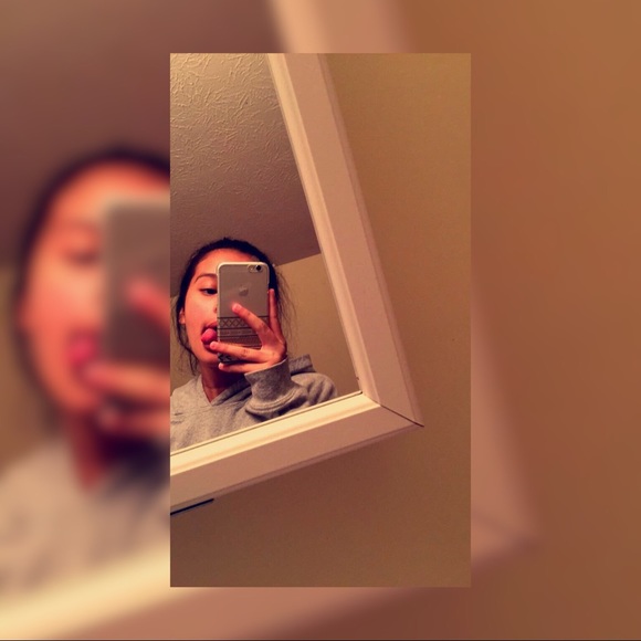 Meet your Posher, Lorena - Picture 1 of 1