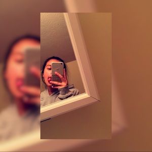 Meet your Posher, Lorena