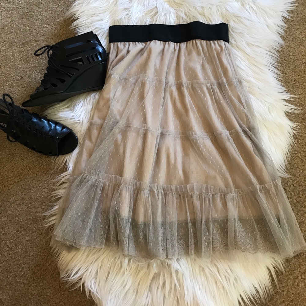 Boutique lace skirt