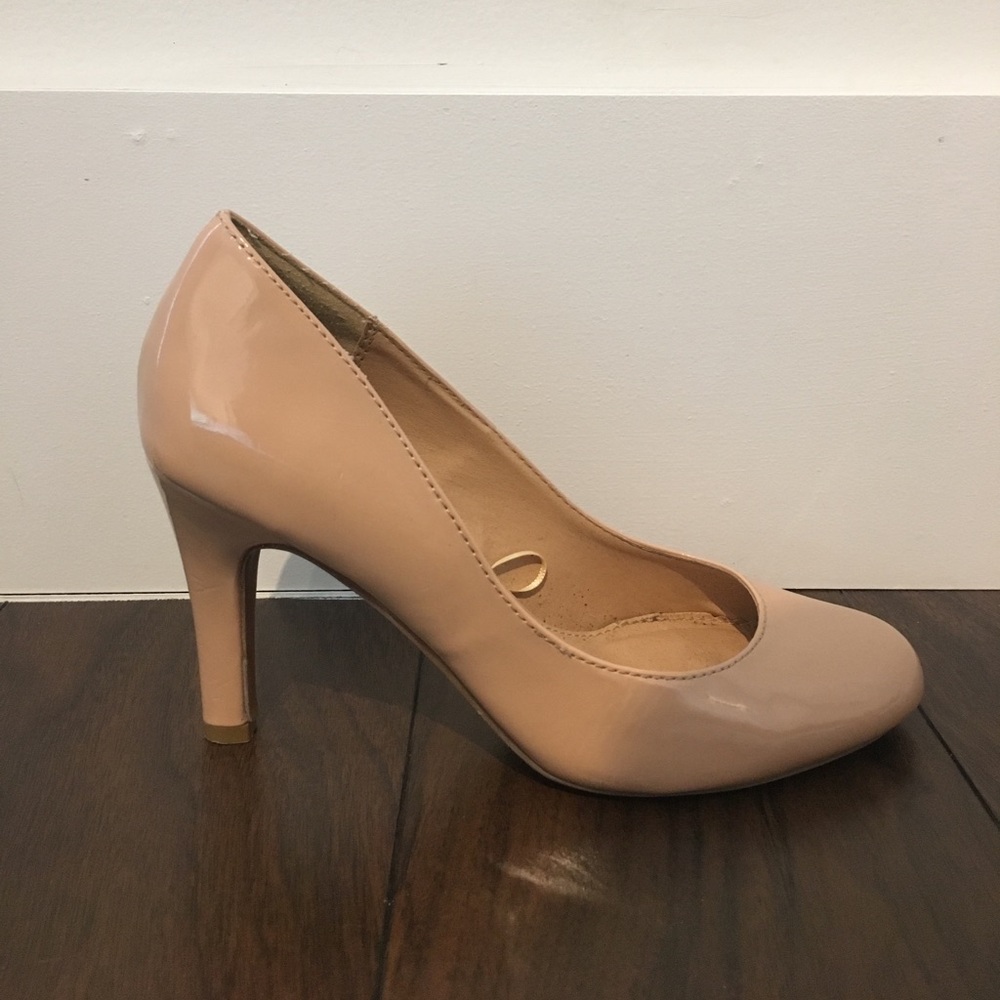 Nude heels