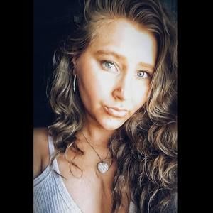 Meet your Posher, Tessa