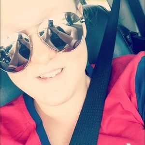 Meet your Posher, Jana