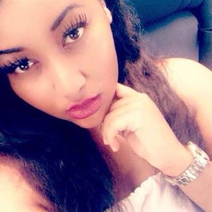 Meet your Posher, Reniece