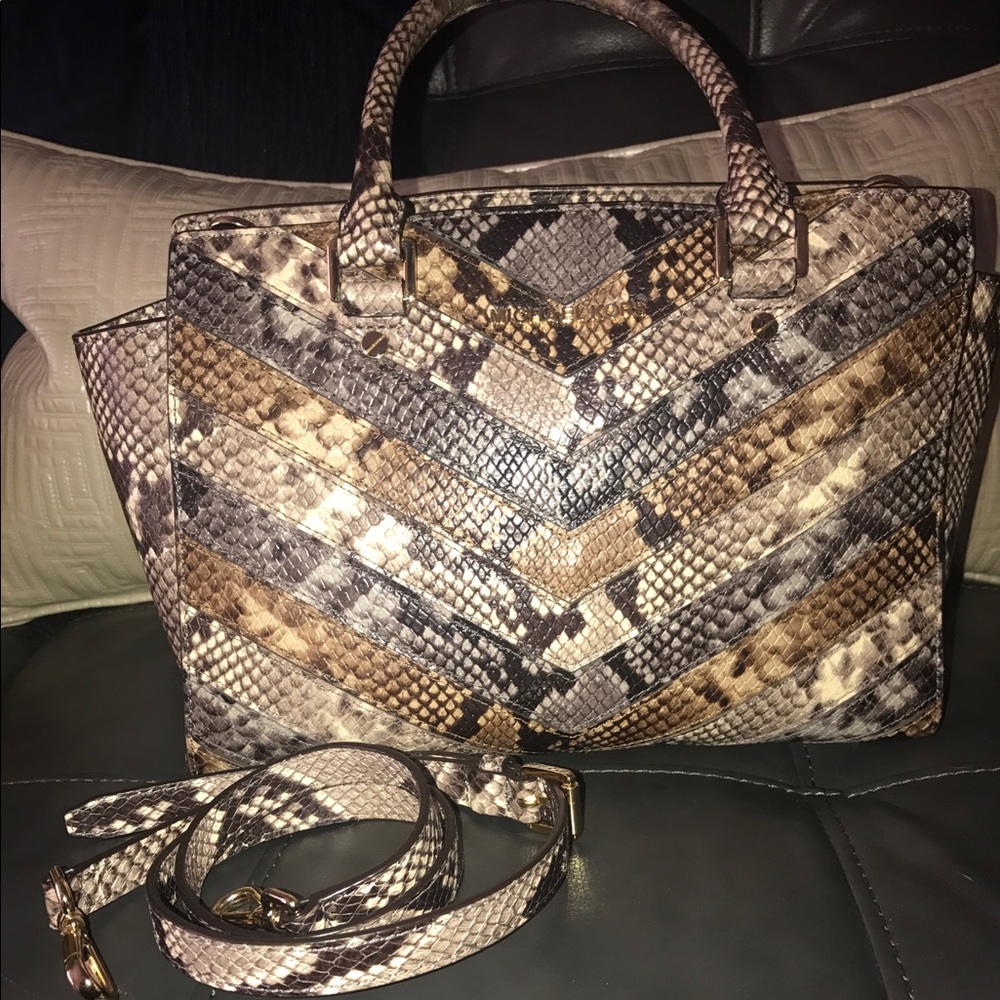 Michael Kors Selma Satchel