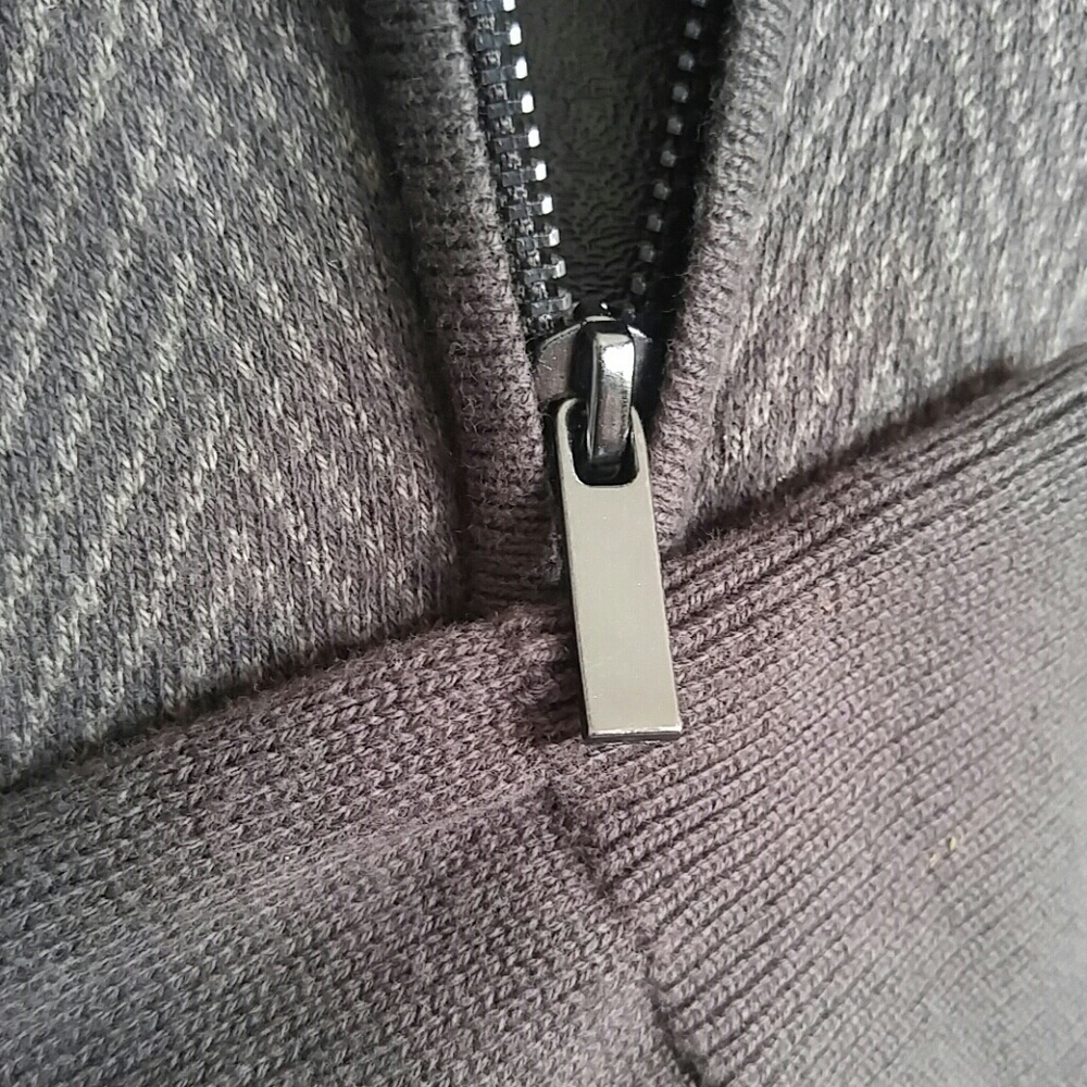 Sweater - Picture 4 of 6