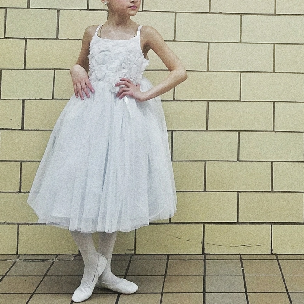 White Dress - Picture 7 of 7