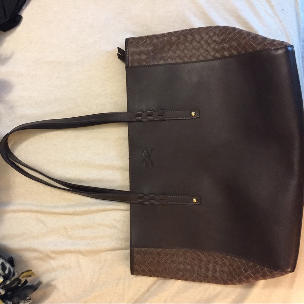 Leather tote
