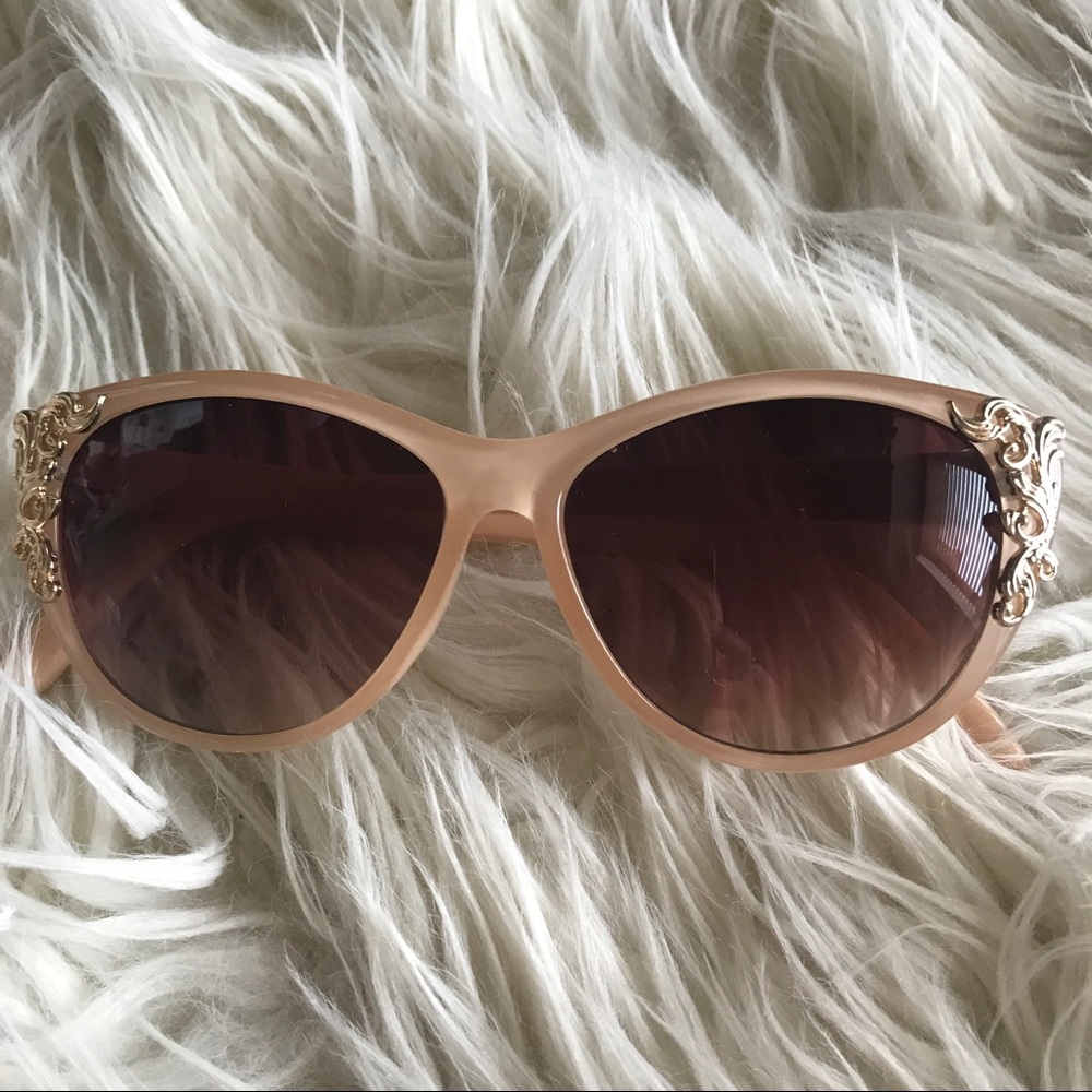 H&M Baroque style sunglasses