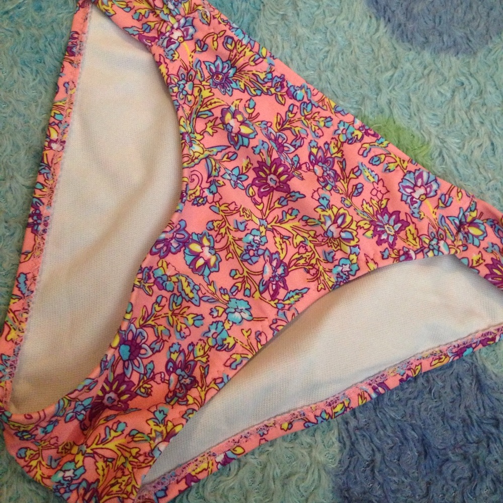 Bikini bottoms