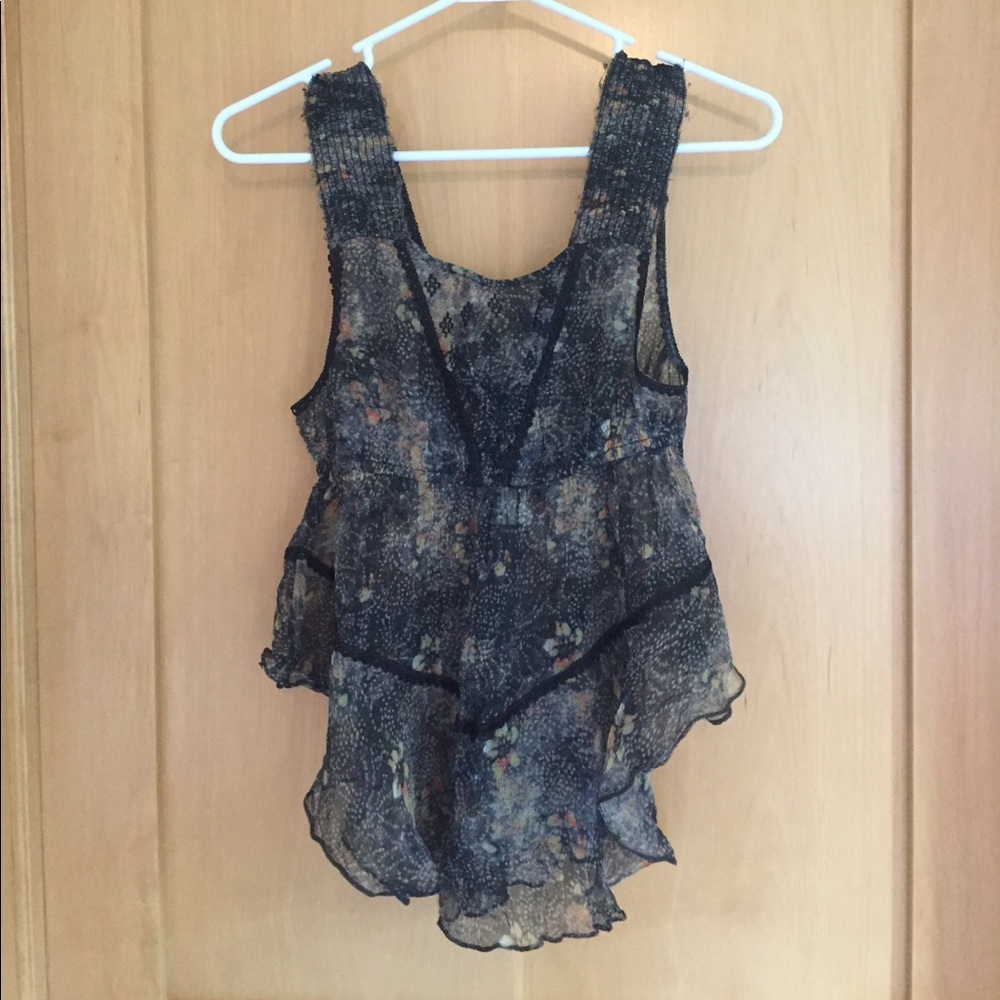 LAST CHANCE/5 DAYS Free People sheer tank