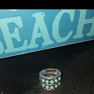 Premier Designs Nice & Easy Ring