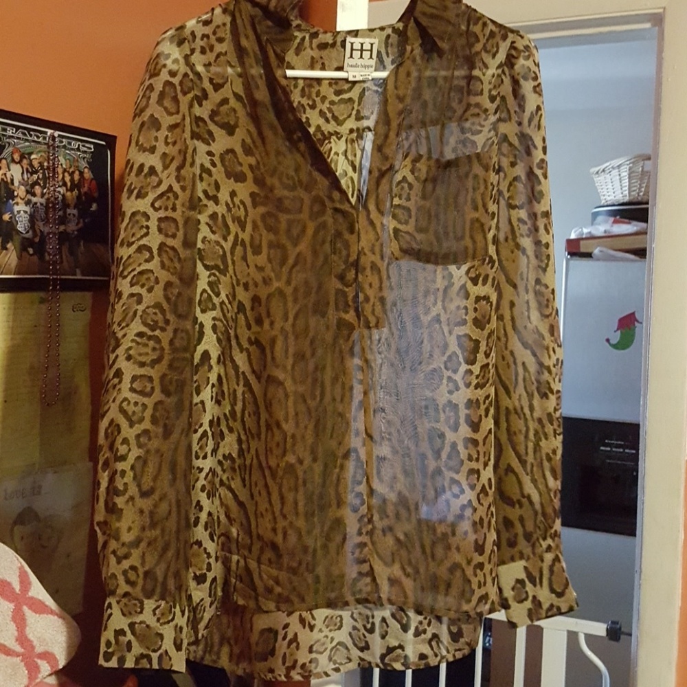 Haute hippie med. Sheer shirt